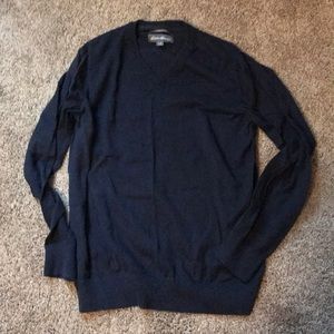 Navy Eddie Bauer V-neck sweater